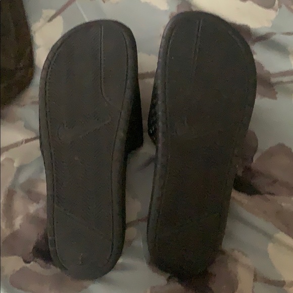 Nike women slides - Picture 4 of 4